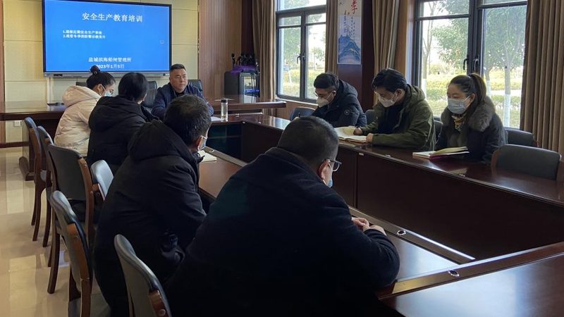 考叉车证流程：职场人士必备技能的获取之路